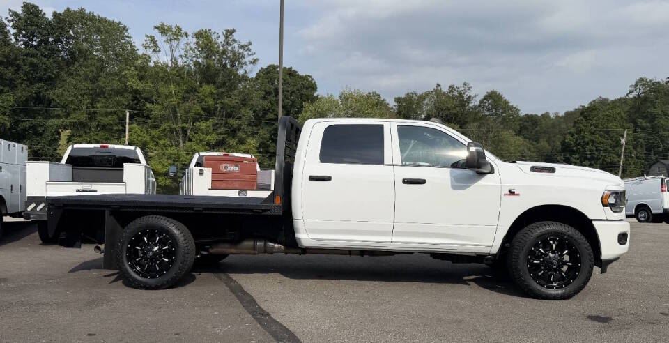ram ram 3500 chassis cab 2023 3C7WR9CL1PG528438 image ram ram 3500 chassis cab 2023 3C7WR9CL1PG528438 image